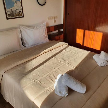 Residencial Campo-Mar By Umbral Hotel Portimao Exterior photo A bed with a duvet